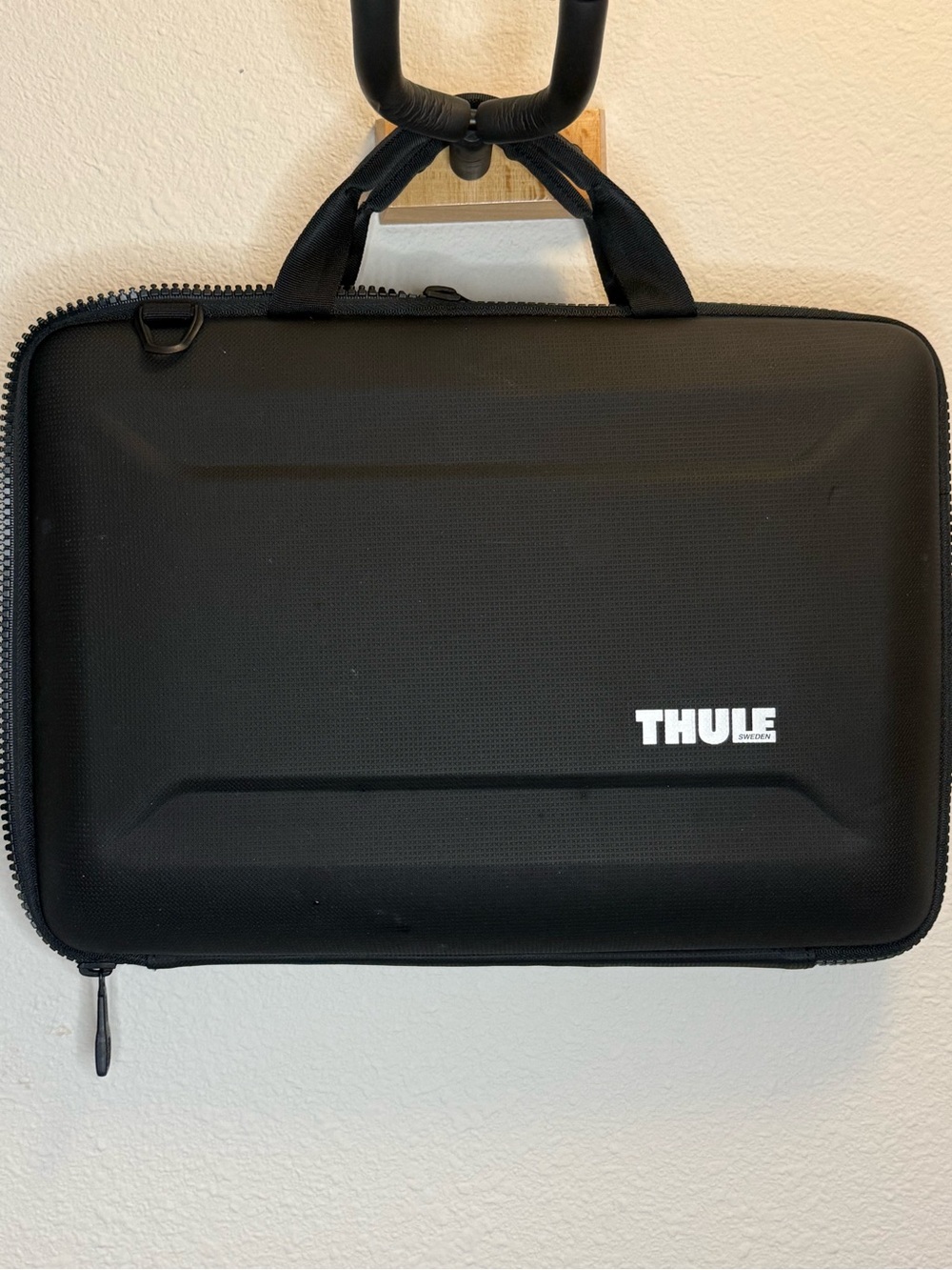 Thule Black Protective Hard-Shell Laptop Sleeve with Handle